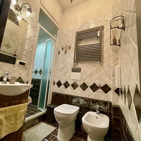 La Maison Nel Cuore Di Free Parking Apartment Genua